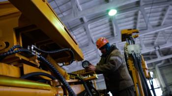 Фотография к новости: Мұнайшылар күні өз деңгейінде атап өтілген жоқ – Әлихан Байменов