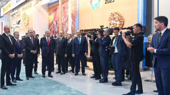 Фотография к новости: Қазақстан цифрландыру тәжірибесін Тәжікстанмен бөліседі