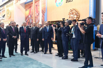 Фотография к новости: Қазақстан цифрландыру тәжірибесін Тәжікстанмен бөліседі