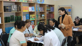 Фотография к новости: 40 мыңға жуық педагог кәсіби біліктілігін арттырды