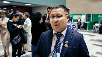 Фотография к новости: Жалақы мен ротация: Мектеп директоры білім саласы туралы айтты