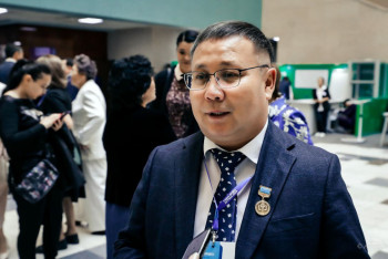 Фотография к новости: Жалақы мен ротация: Мектеп директоры білім саласы туралы айтты