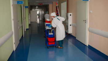 Фотография к новости: Талғарда қайтыс болған науқастың ұлы дәрігерлерді аяусыз ұрған