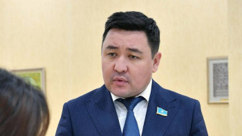 Фотография к новости: Қазақстандықтар Оңтүстік Кореяда қашан заңды түрде еңбек ете алады?