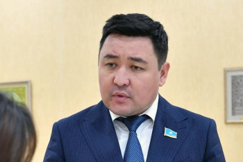 Фотография к новости: Қазақстандықтар Оңтүстік Кореяда қашан заңды түрде еңбек ете алады?