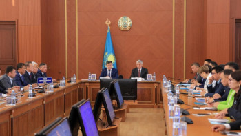 Фотография к новости: Қарағанды әкімдігі цифрлық жүйемен жұмыс істейтін болады