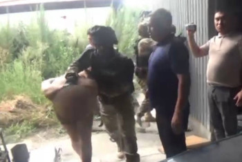 Фотография к новости: Семейлік полицейлер “синтетиканың” 100-ден астам дозасын тәркіледі