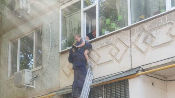 Фотография к новости: Ақтөбелік өрт сөндірушілер өрттен 25 адамды құтқарды