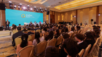 Фотография к новости: Елордада Еңбек күніне арналған форум өтіп жатыр