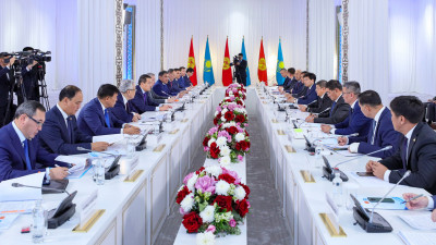 Қазақстан мен Қырғызстан Премьер-министрлері келіссөз жүргізді
