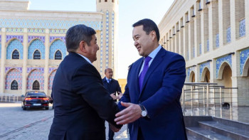 Фотография к новости: Таразда Қазақстан мен Қырғызстан Үкімет басшылары кездесті