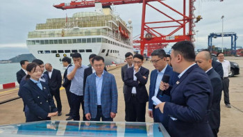 Фотография к новости: Марат Қарабаев Қытаймен сауда және логистика саласында келіссөздер жүргізді