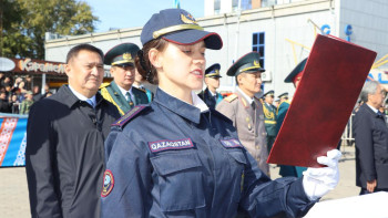 Фотография к новости: Азаматтық қорғау академиясының алғашқы курсант қыздары ант қабылдады