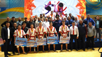 Фотография к новости: СҚО-да қазақ күресінен республикалық турнир өтті