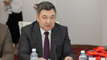 Фотография к новости: Дархан Қыдырәлі депутат болды