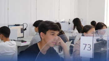 Фотография к новости: ҰБТ.  Аудиториядан 175 адам шығарылды