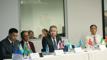 Фотография к новости: Алматыда жер сілкінісін болжау. Қазақстан-Қытай Халықаралық симпозиумы басталды