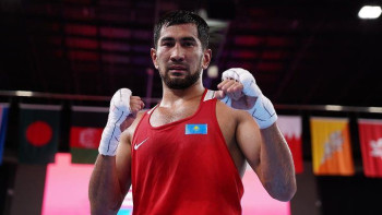 Фотография к новости: Азиада. Бокстан команда капитаны қола медаль алды