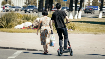 Фотография к новости: 3 адам қаза тапты. Министр мопедист пен самокатшылар туралы