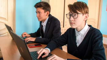 Фотография к новости: Президент ауыл мектептерін интернетпен қамтамасыз етуді тапсырды