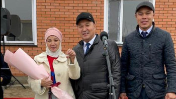 Фотография к новости: Ұлытауда көпбалалы аналар баспаналы болды