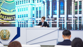 Фотография к новости: «Қажет болды». Аида Балаева «Масс-медиа туралы» заң бойынша пікір білдірді