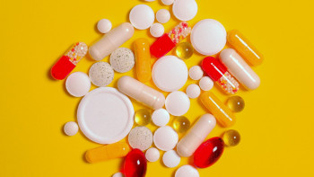 Фотография к новости: Астаналықтар 13 млрд теңгенің тегін дәрі-дәрмегімен қамтылды