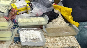 Фотография к новости: Алматыда жасырын зертханадан 420 млн теңгенің есірткісі тәркіленді