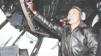 Фотография к новости: Ұландықтар парашютпен секірді