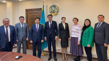 Фотография к новости: Қазақстан мен Қырғызстан экология саласындағы ынтымақтастық мәселелерін талқылады