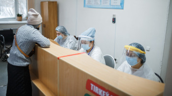 Фотография к новости: Ауруын ұмытып қалатын жағдайға жетеді. Депутат емнің бағасы туралы