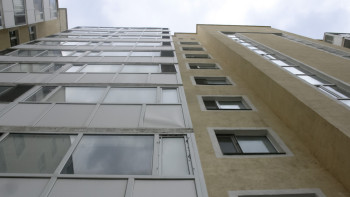 Фотография к новости: Жалдамалы пәтер жыры. Үкімет депутат Дәулет Мұқаевқа жауап берді