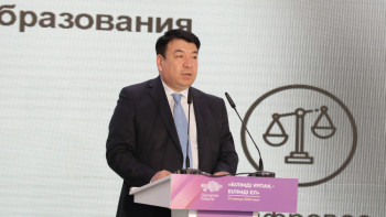 Фотография к новости: Балалар қауіпсіздігіне бірінші басшы жауап береді - министр