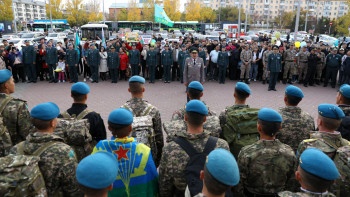 Фотография к новости: Әскери борышын өтеген десантшылар Астанаға келді