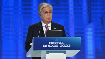 Фотография к новости: Жасанды интеллект адамның тұрмыс салтын басқа арнаға бұрады - Тоқаев