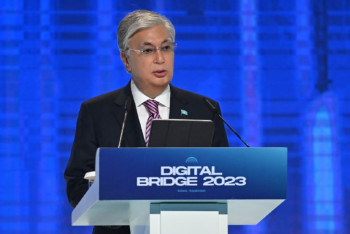 Фотография к новости: Жасанды интеллект адамның тұрмыс салтын басқа арнаға бұрады - Тоқаев