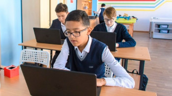 Фотография к новости: «Күнделіктегі» жағымсыз жарнама. Бас прокурор депутат шүйліккен сауалға жауап берді