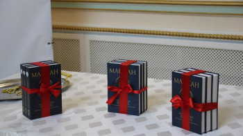 Фотография к новости: Жұмабев шығармаларының үш томдық академиялық жинағының тұсаукесері өтті