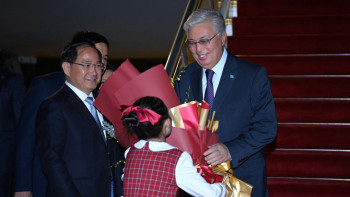 Фотография к новости: Тоқаев Қытайға ресми сапармен барды