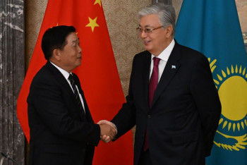 Фотография к новости: Қытайдың ең ірі логистикалық операторларының бірі Қазақстанда бас кеңсесін ашуы мүмкін