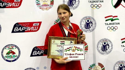 Астаналық спортшы Мадина Жомартова белбеу күресінен әлем чемпионы атанды