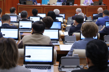 Фотография к новости: Депутат: Халықтың осындай жағдайға тап болғаны – биліктің кінәсі