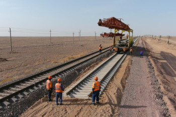 Фотография к новости: "Достық – Мойынты" құрылысында 1 мыңға жуық жолшы еңбек етіп жатыр