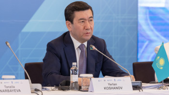 Фотография к новости: Қошанов халық қандай саяси реформаның жемісін көріп отырғанын айтты