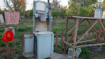 Фотография к новости: Депутат: Ауыл тұрғындары әлі күнге дейін сапасыз су ішіп отыр