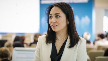 Фотография к новости: Зерттеу: Болашақта елімізде туу көрсеткіші біртіндеп төмендейді