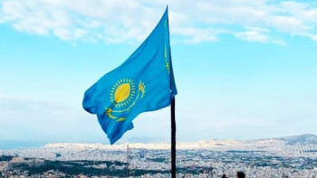 Фотография к новости: Қазақстанның туы Грекия төрінде желбіреді