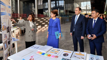 Фотография к новости: Қазақстандық кітапханалар 4,5 млн кітаппен толықты