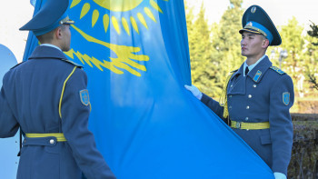 Фотография к новости: Ұлттық мереке – Республика күні құтты болсын!