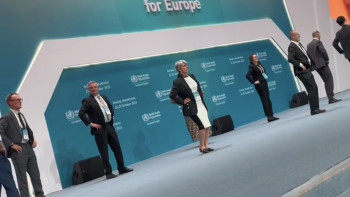 Фотография к новости: ДДҰ өкілдері «қара жорға» биледі